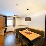 Appartement-pension Kendlbacher Oda ve Kahvaltı